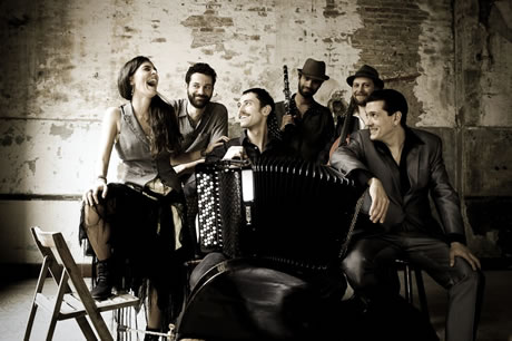 barcelona gipsy klezmer orchestra