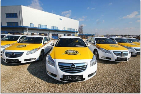 opel insignia / taxi cammeo