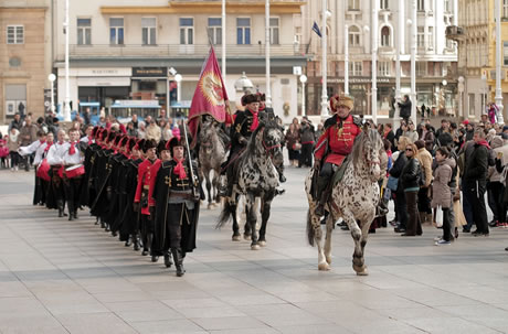 kravat pukovnija, trg bana jelačića, zagreb