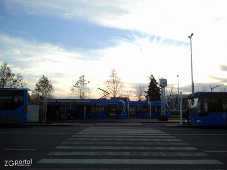 autobusno - tramvajski terminal `dubec` zagreb