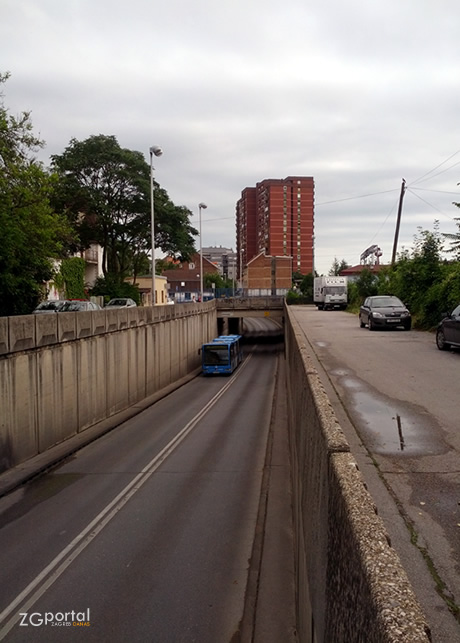 zgrada `ciglica`, podvožnjak na selskoj cesti, zagreb