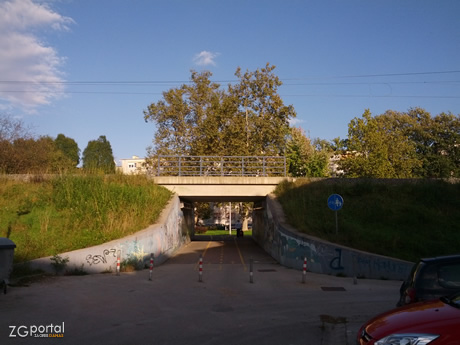 pružni prijelaz, trokut - trnsko, zagreb