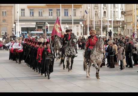 kravat pukovnija / trg bana jelačića, zagreb