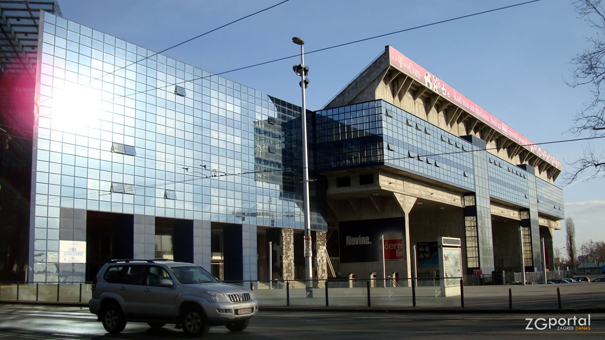 zapadna tribina stadiona maksimir / listopad 2016.