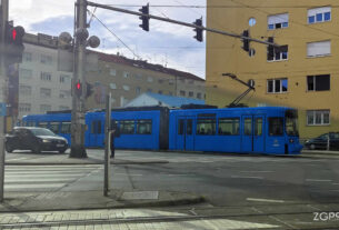 adtranz gt6m | tramvaj | zet zagreb | ulica kralja zvonimira zagreb | 22.05.2024.